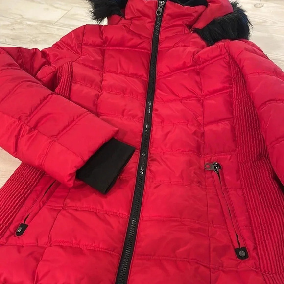 Red Nautical Puffer Coat - Picture 6 of 8